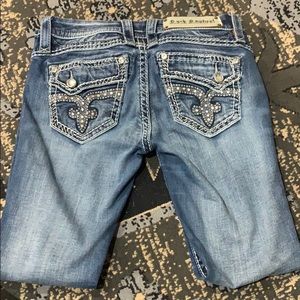 👖ROCK REVIVAL SKINNY JEANS 👖